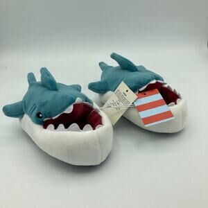Toddler Bruce Shark Loafer Slippers Blue - Cat & Jack - SIZE S (5-6)